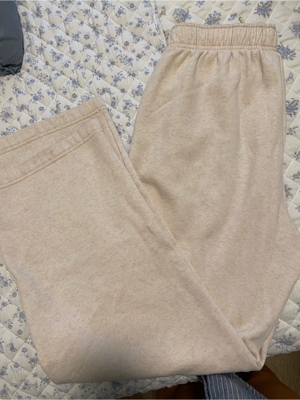 Wide Leg Women's Sweatpants in Light Beige